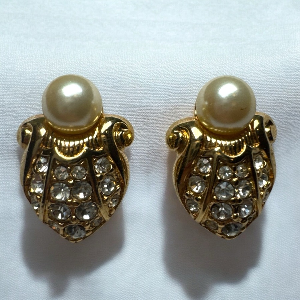 Vintage Swarovski Elegant Gold and Pearl Earrings - Picture 1 of 3